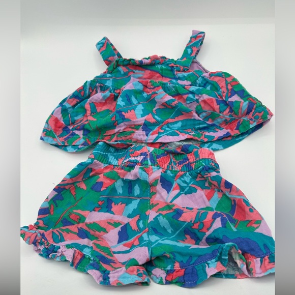 Fun colorful two piece outfit - Picture 2 of 3